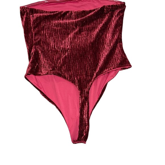 Naked Wardrobe Red Wine Textured Velvet Strapless Bodysuit Womens Small - Picture 6 of 7